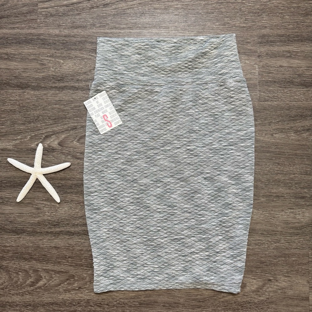 NWT Lularoe Heather Gray Textured Pencil Skirt, Size Small - Picture 5 of 6